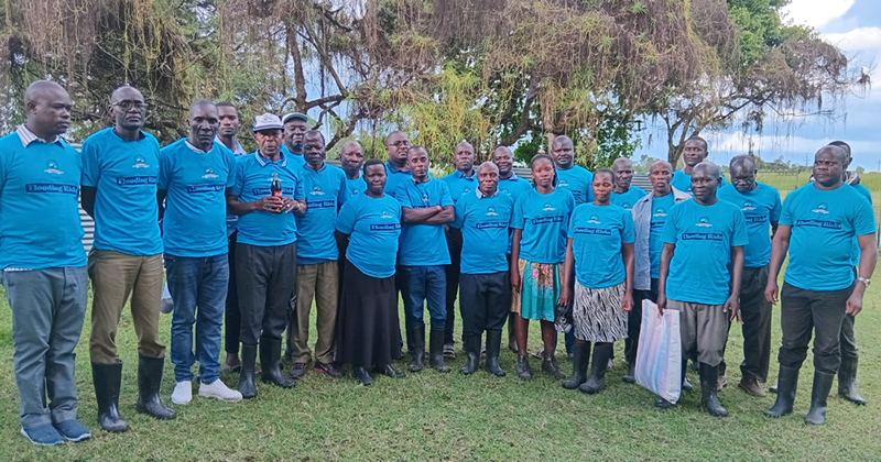 Angugo community members of Nyatike sub-county in a group photo after training on Flood RiskCommunication and Nature conservation